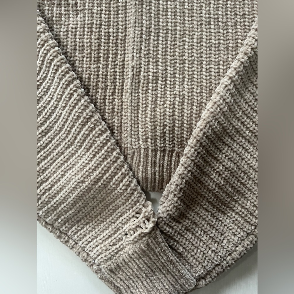 urban outfitters sweater - Picture 3 of 5